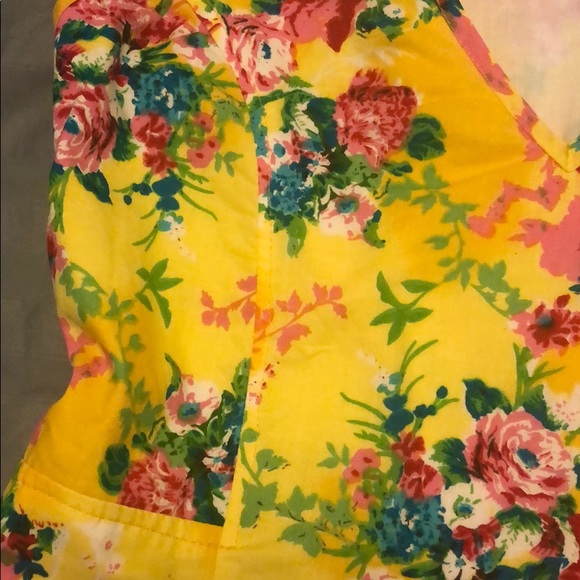 Dress - Picture 8 of 9